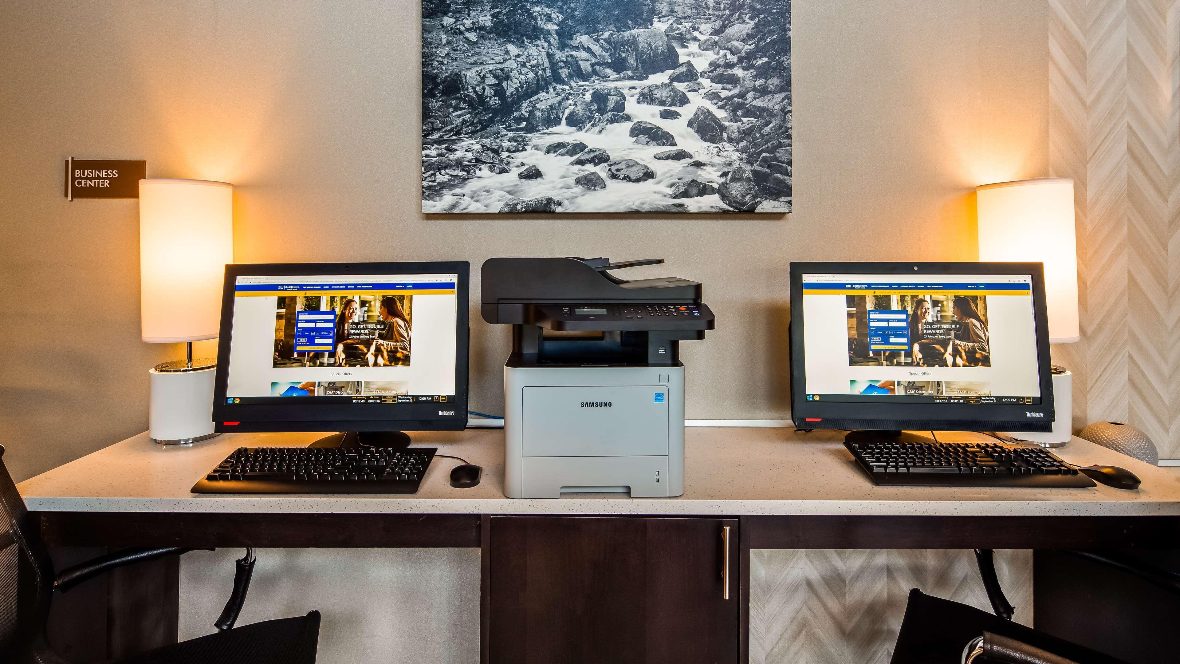Hotel Western Front 3*